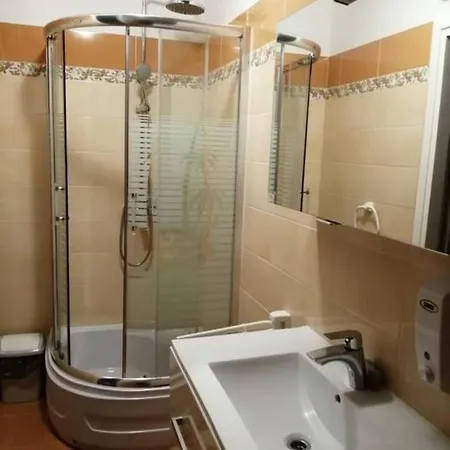 Vila Tim Near Split With Heated Pool *